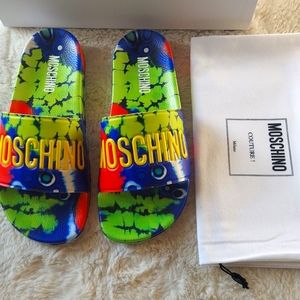 Moschino slides for adult